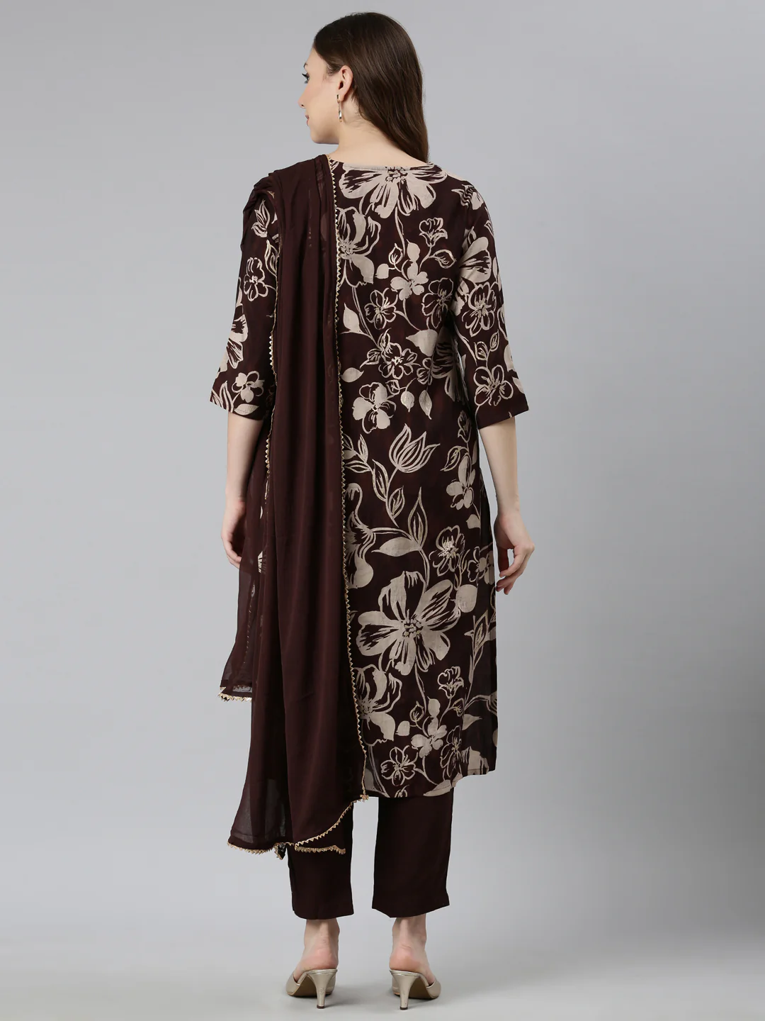 Neerus Brown Regular Straight Floral Kurta And Trousers With Dupatta - Image 3