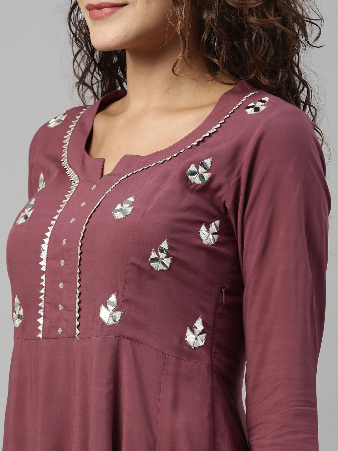 Neerus Burgundy Color Slub Rayon Fabric Kurta - Image 3