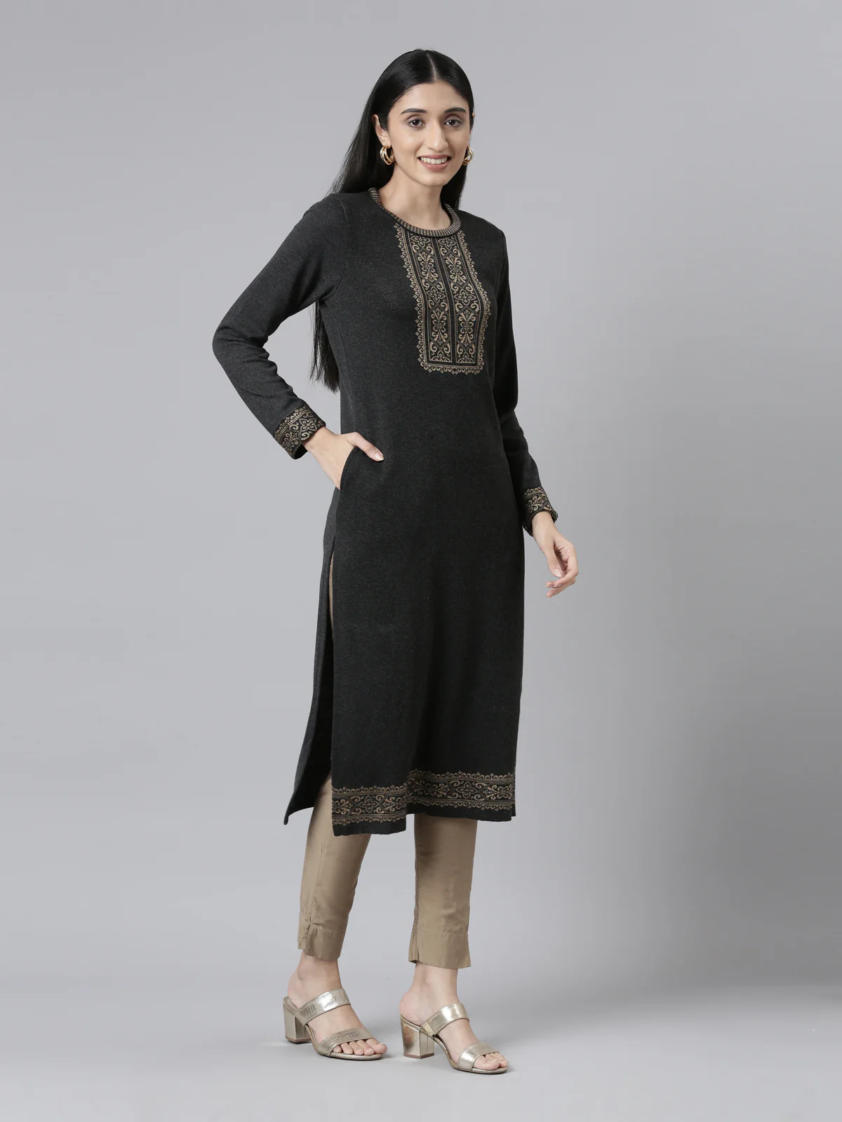 Neerus Winter Wear Charcoal Yoke Design Straight Fit Regular Acrylic Kurta For Women - Image 2