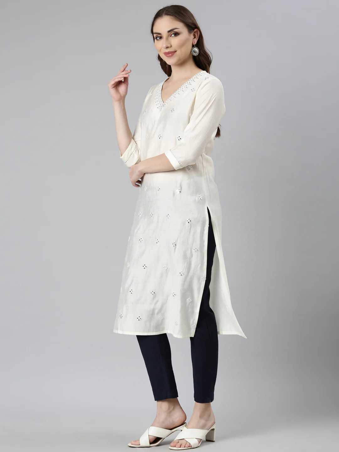 Neerus Cream Panelled Straight Embellished Kurta - Image 2