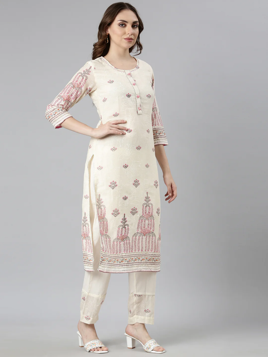 Neerus Cream Regular Straight Floral Kurta And Trousers With Dupatta - Image 2