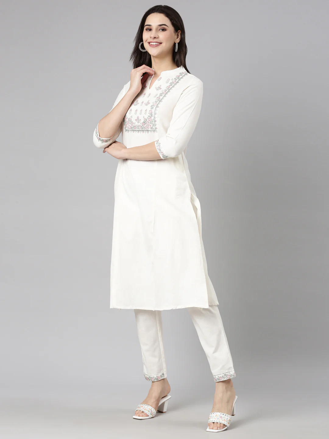Neerus Cream Regular Straight Solid Kurta And Trousers - Image 2