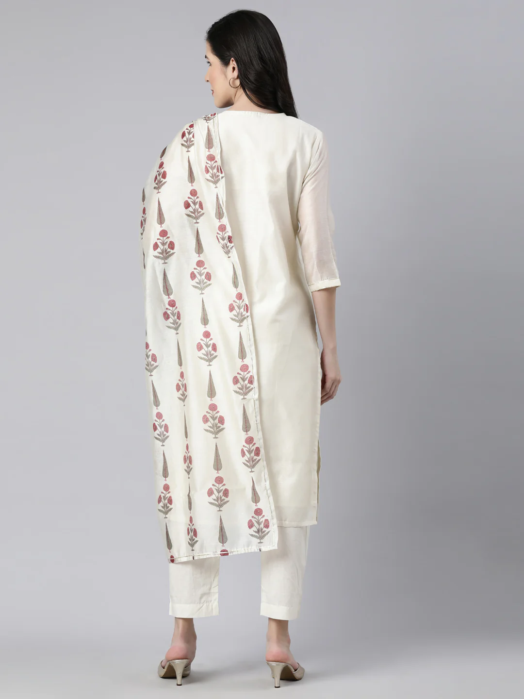 Neerus Cream Regular Straight Solid Kurta And  Trousers With Dupatta - Image 3