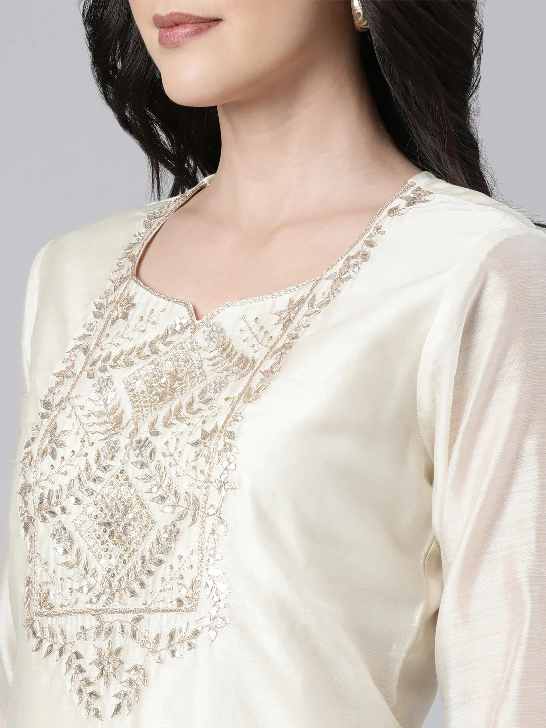 Neerus Cream Regular Straight Solid Kurta And  Trousers With Dupatta - Image 4