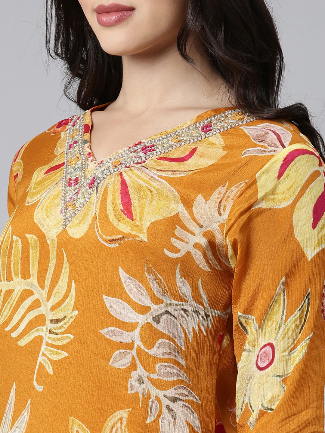 Neerus Gold Regular Straight Floral Kurta And Trousers With Dupatta - Image 3