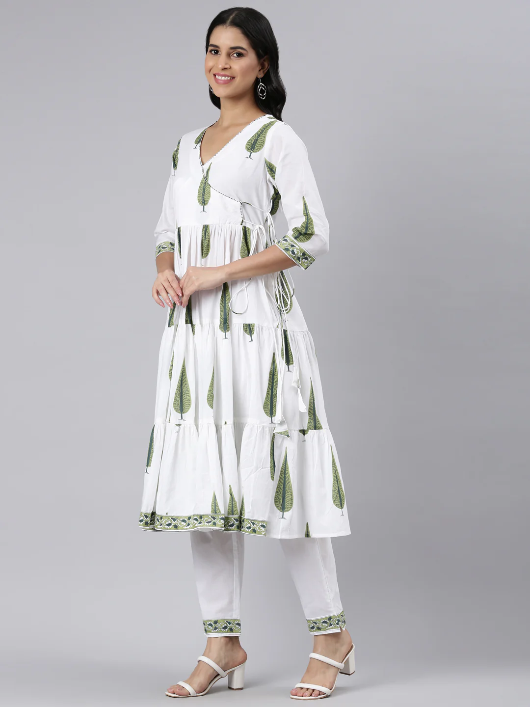 Neerus Green Angrakha Curved Printed Kurta and Trousers With Dupatta - Image 2