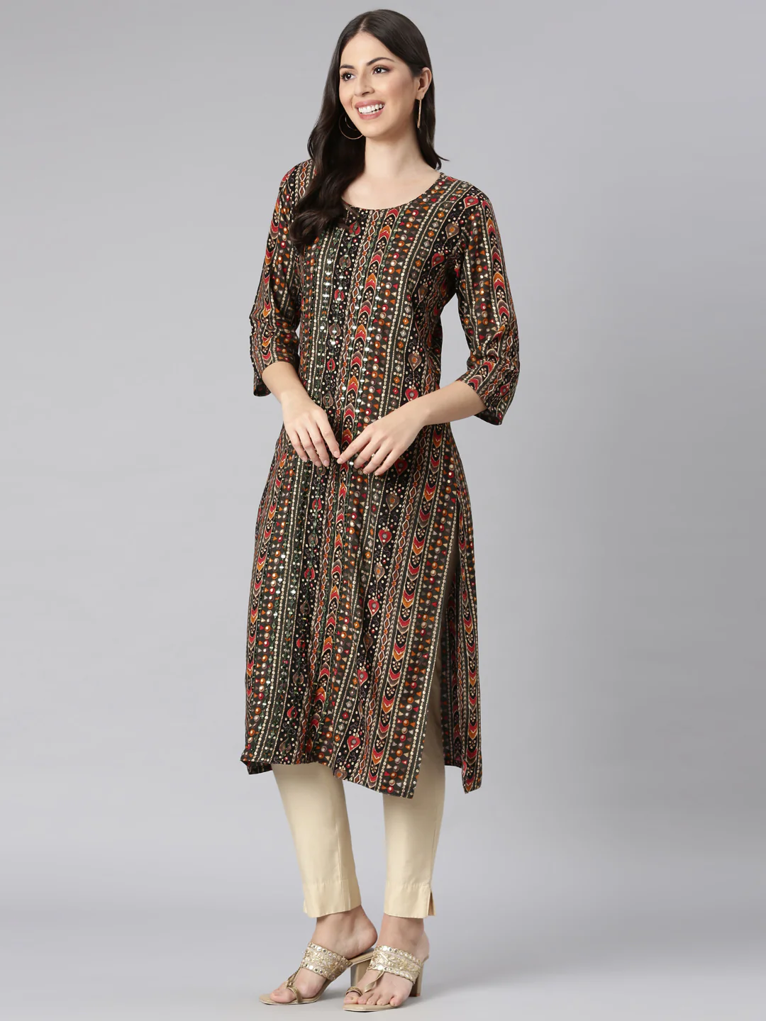 Neerus Green Casual Tribal Straight Kurta - Image 5