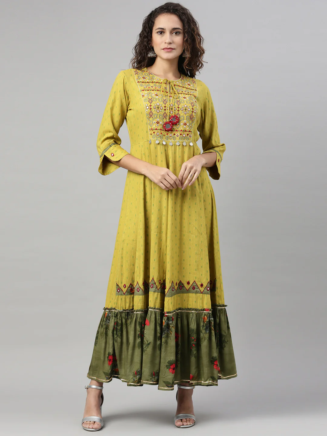 Neerus Green Color Slub Rayon Fabric Kurta - Image 4