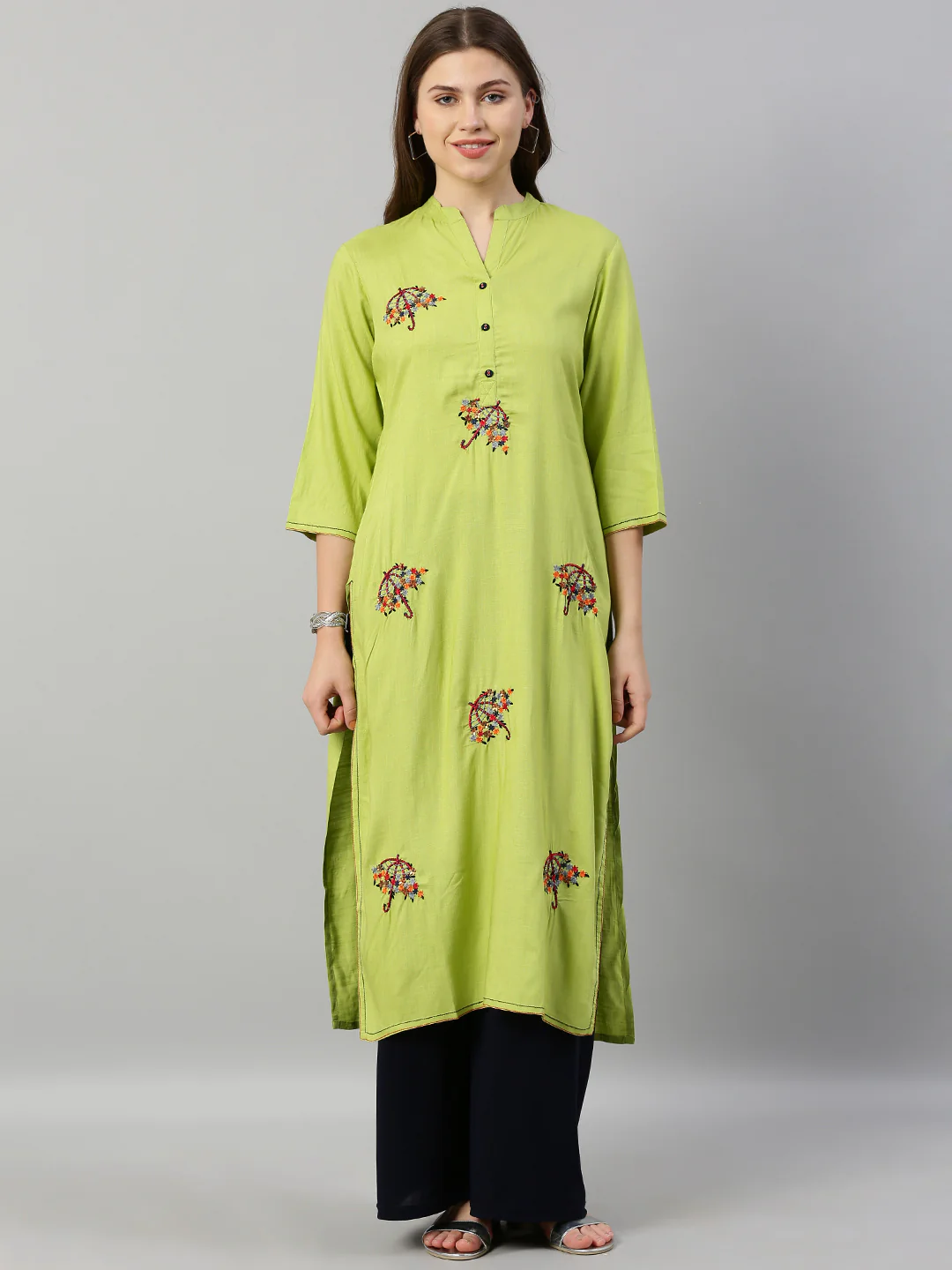 Neerus Green Embroidered Straight Kurta