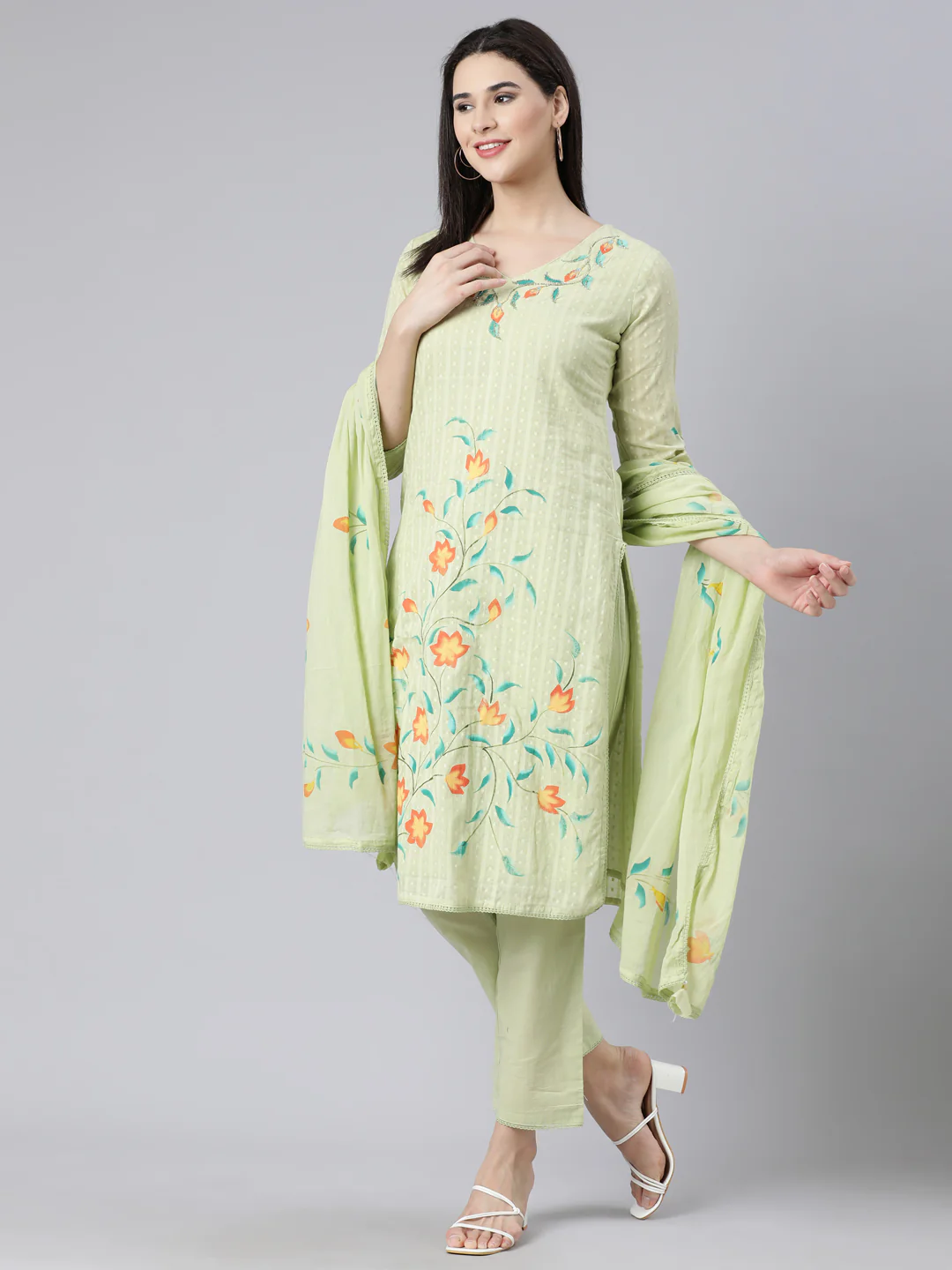 Neerus Green Panelled Straight Printed Kurta And Trousers With Dupatta - Image 5