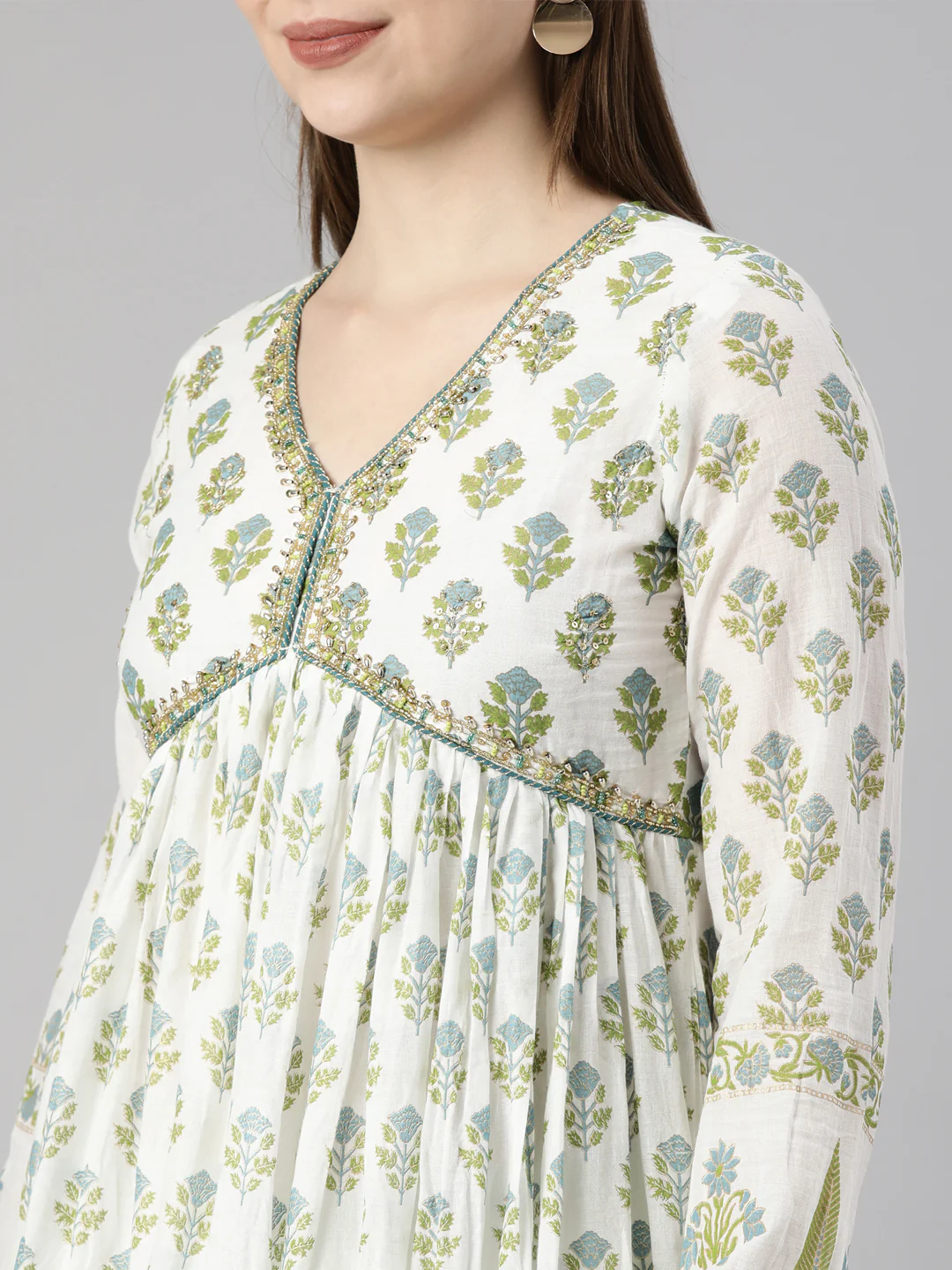Neerus Green Pleated Straight Floral Kurta And Palazzos With Dupatta - Image 4