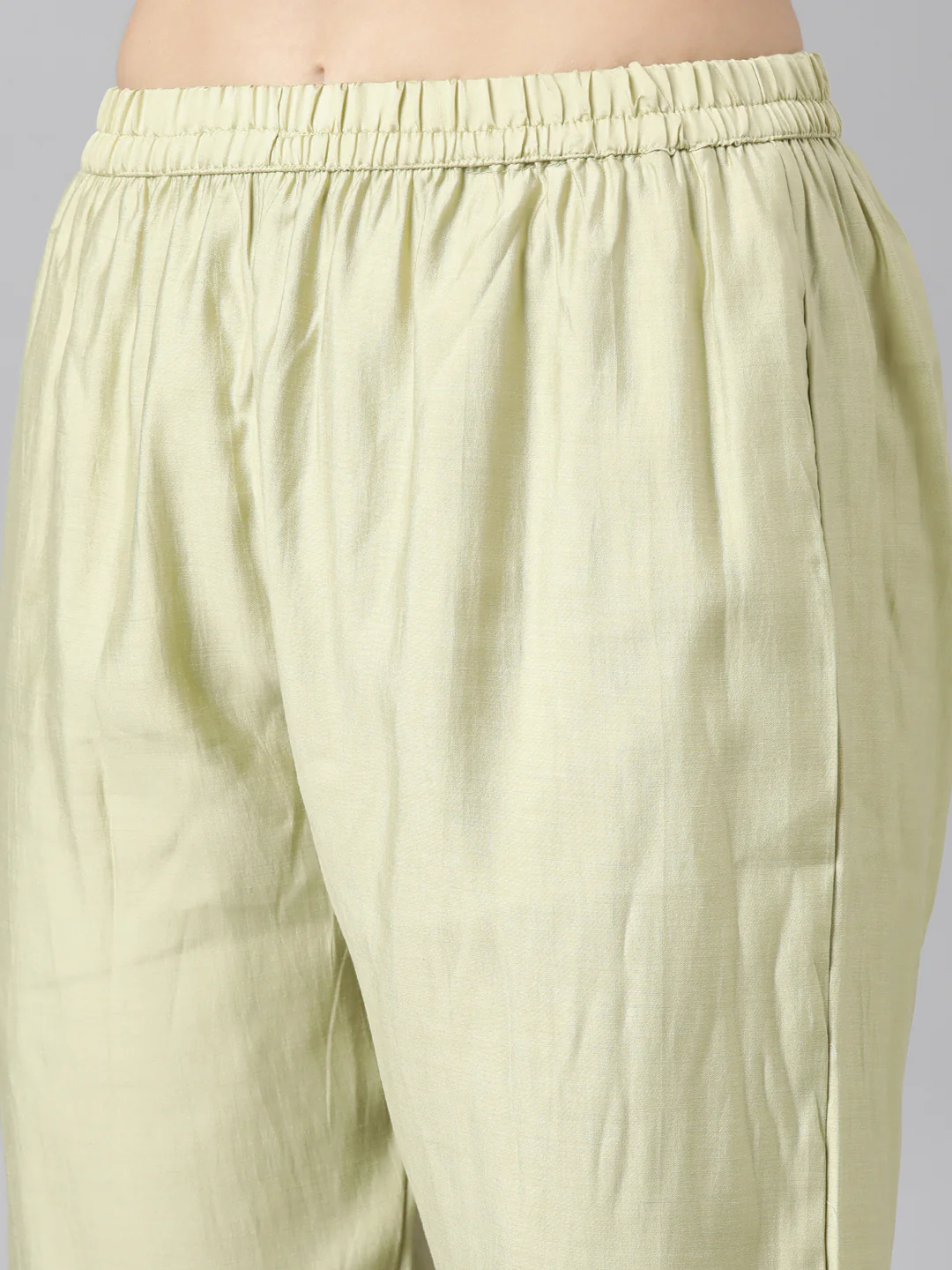 Neerus Green Pleated Straight Floral Top And Trousers - Image 6