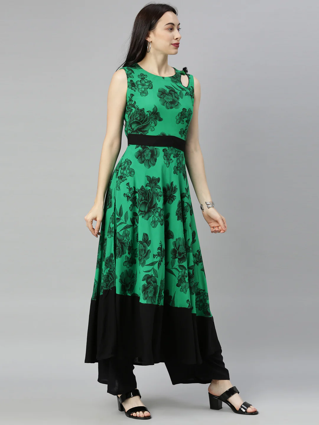 Neerus Green Printed Fit & Flare Kurta - Image 6