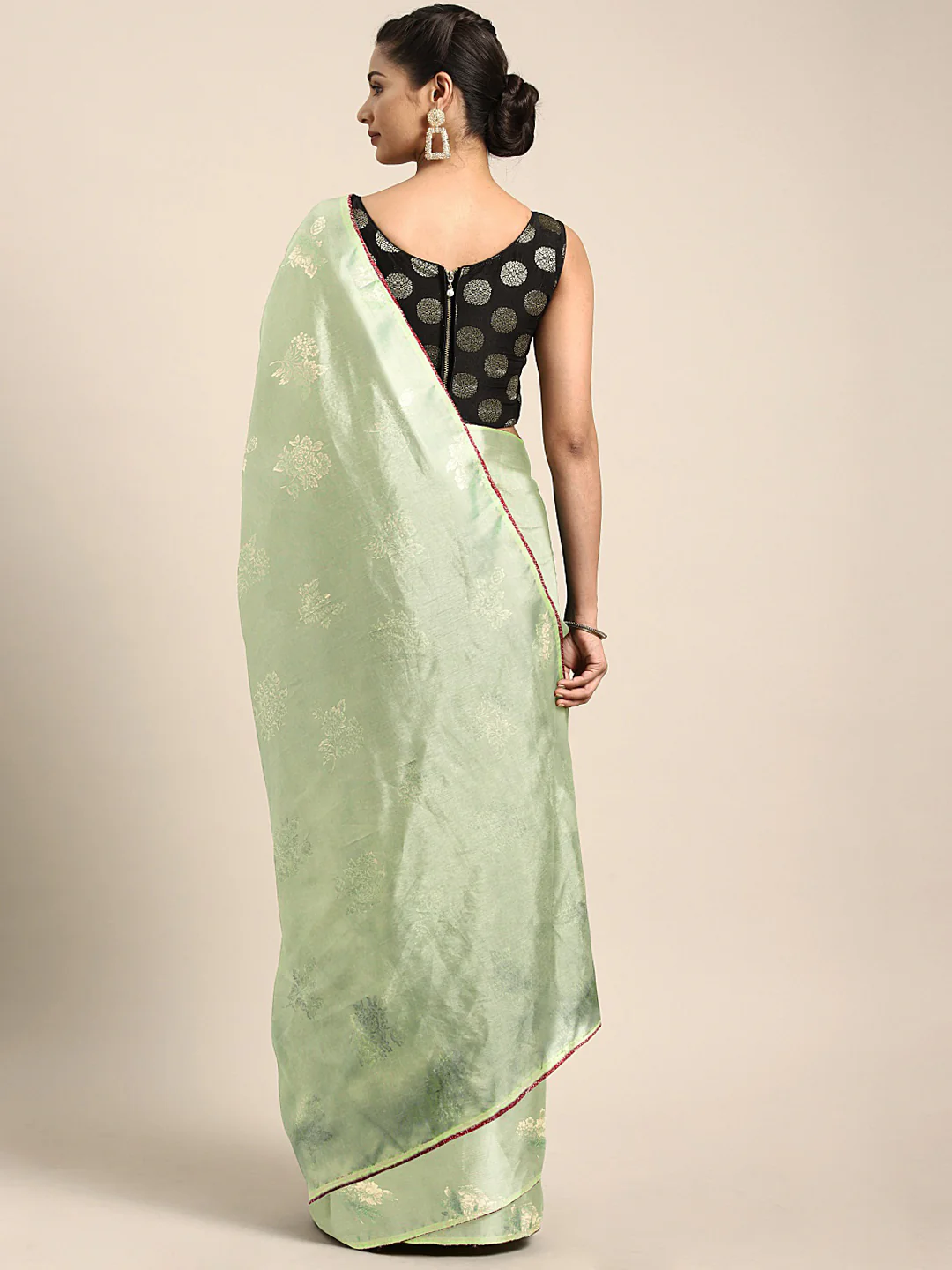 Neerus Green Printed Saree With Blouse - Image 2