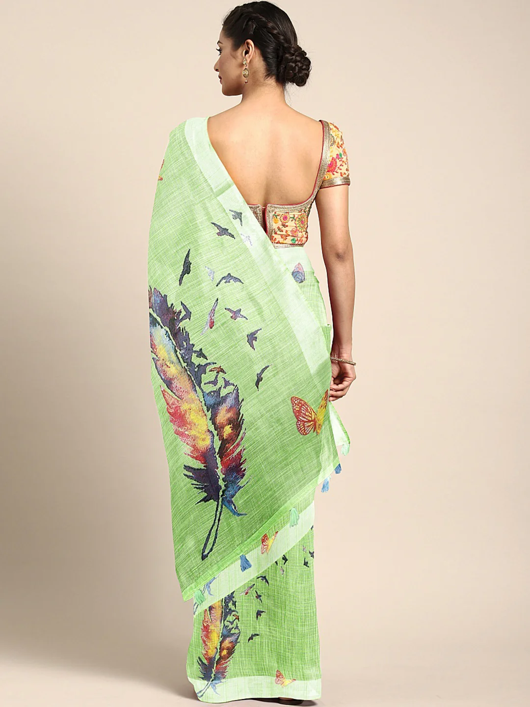 Neerus Green Printed Saree With Blouse - Image 2
