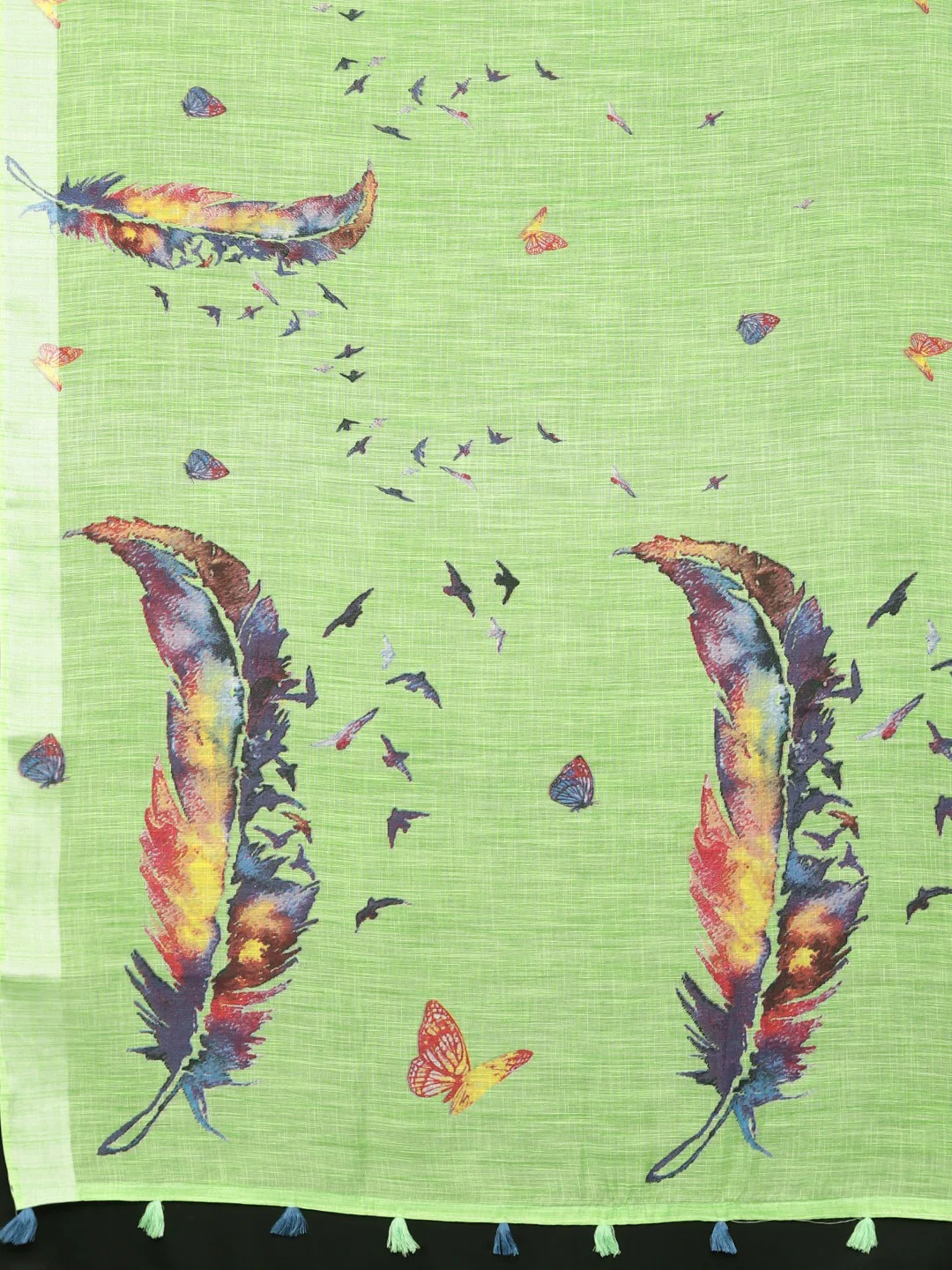 Neerus Green Printed Saree With Blouse - Image 4