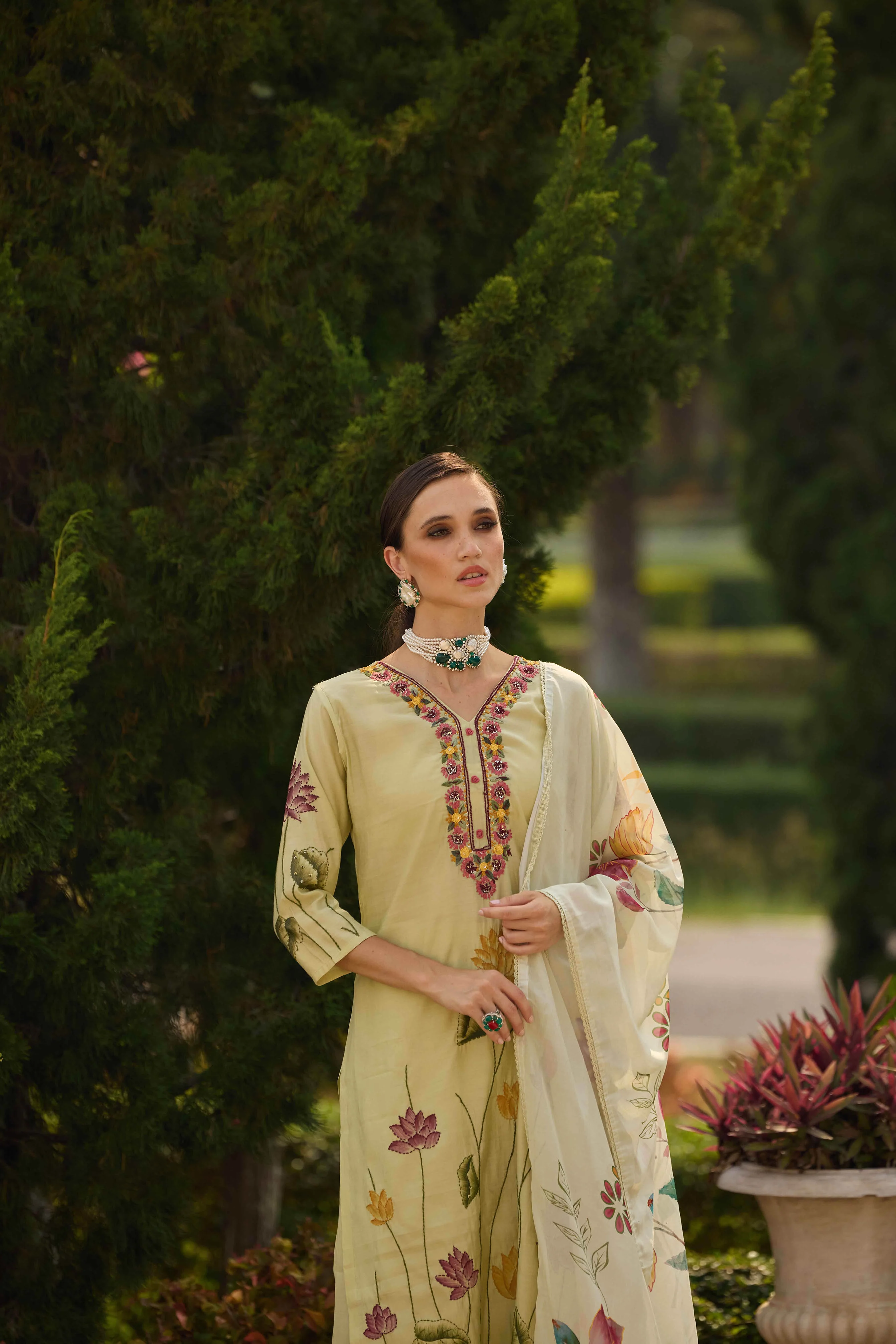 Neerus Pista Printed Straight Kurta and Trousers With Dupatta - Image 2