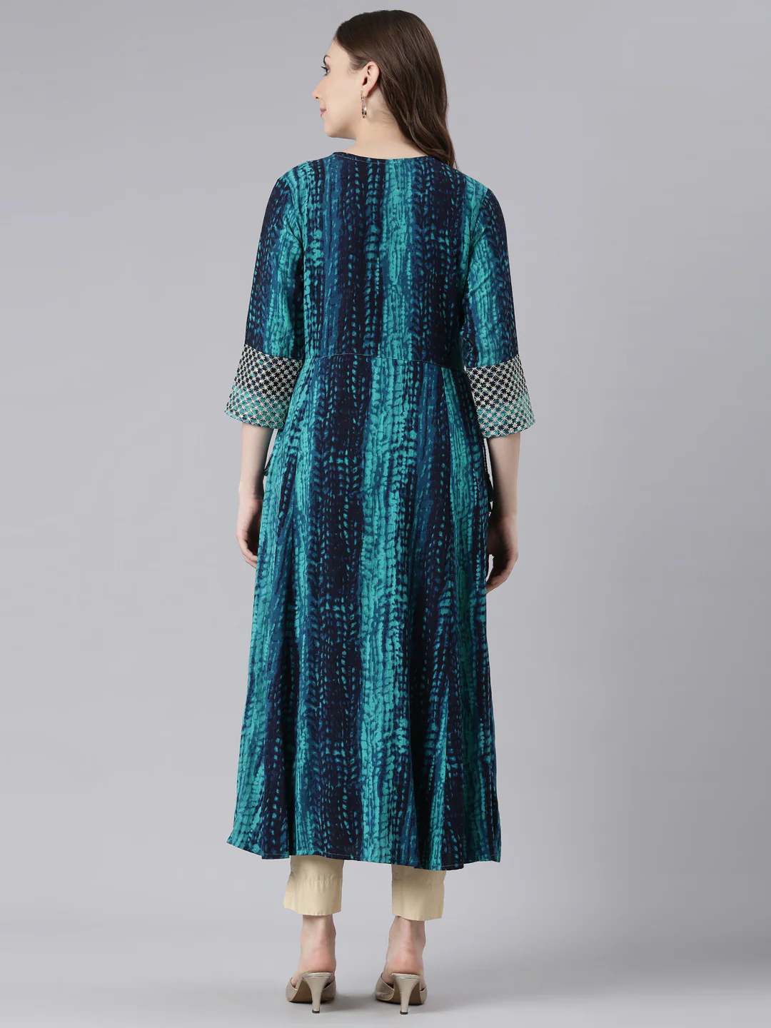 Neerus Green Rayonn Curved Casual Ethnic Motifs Anarkali Kurta. - Image 4