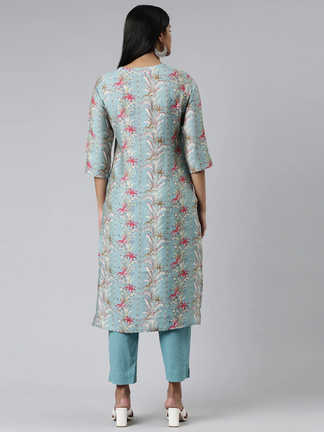 Neerus Green Regular Calf Length Printed Kurta Solid Trousers - Image 3