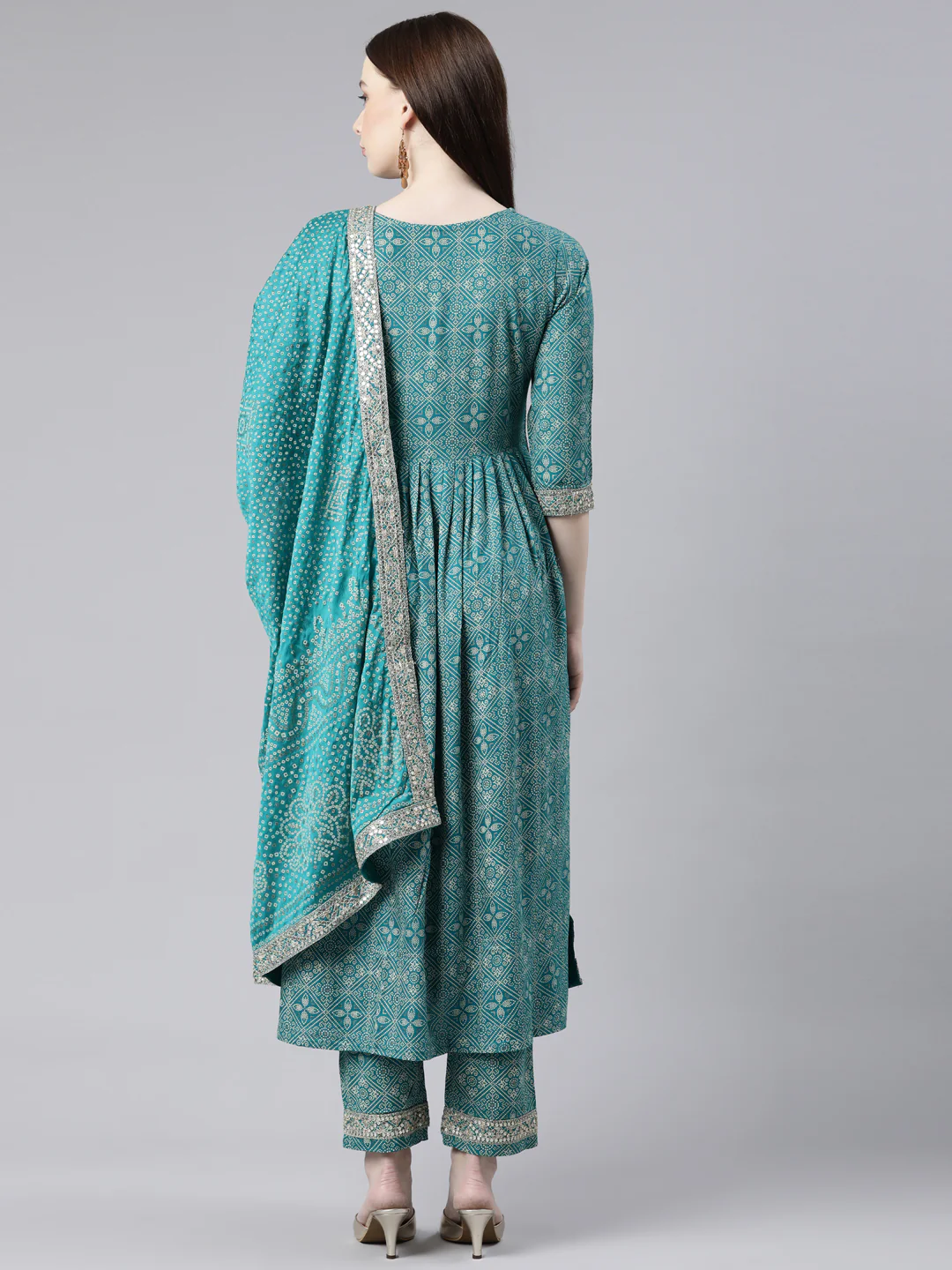 Neerus Green Regular Knee Length Printed Kurta Embroidered Trousers With Dupatta - Image 3