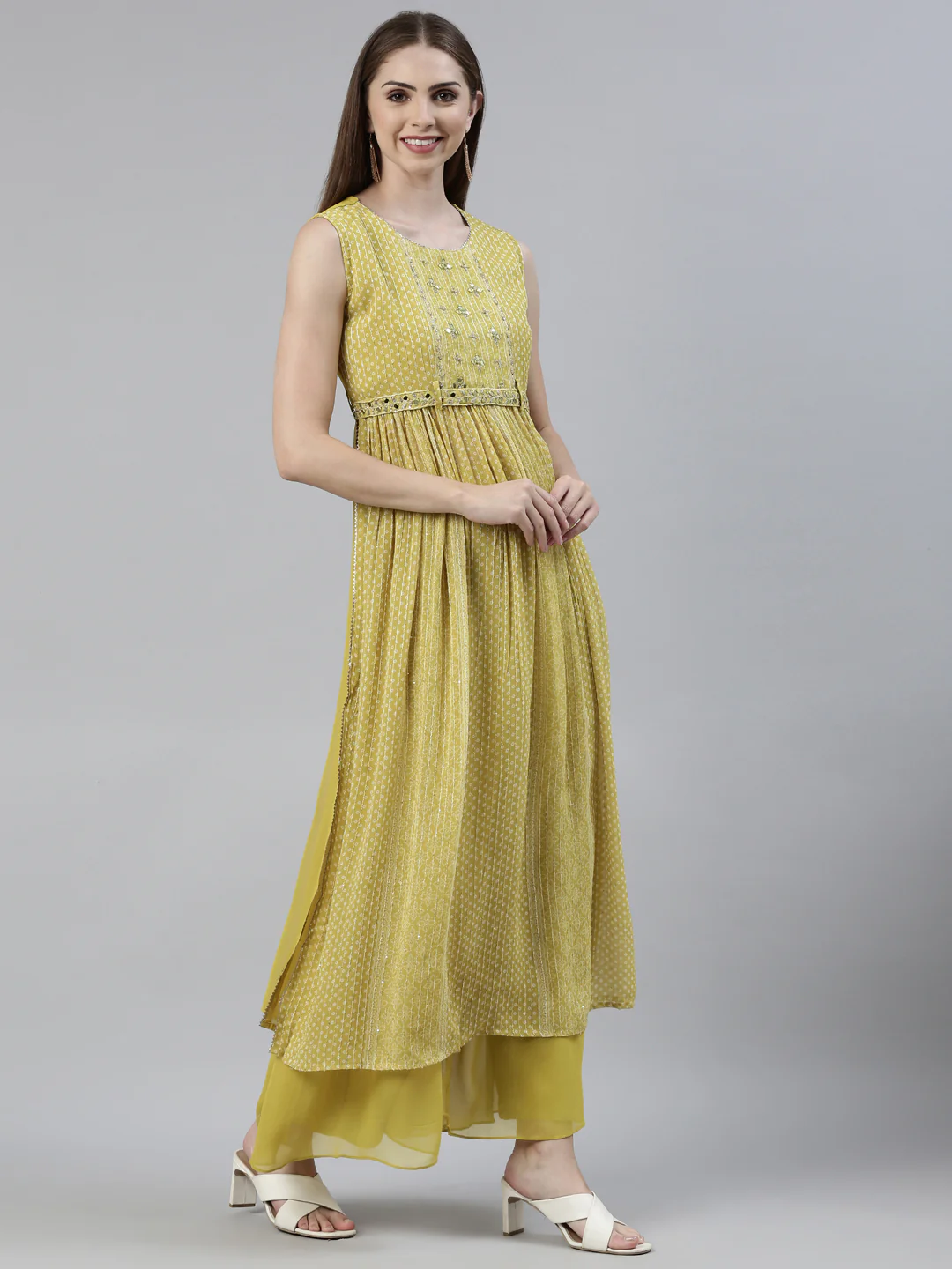 Neerus Green Regular Knee Length Solid Kurta Solid Palazzos With Dupatta - Image 2