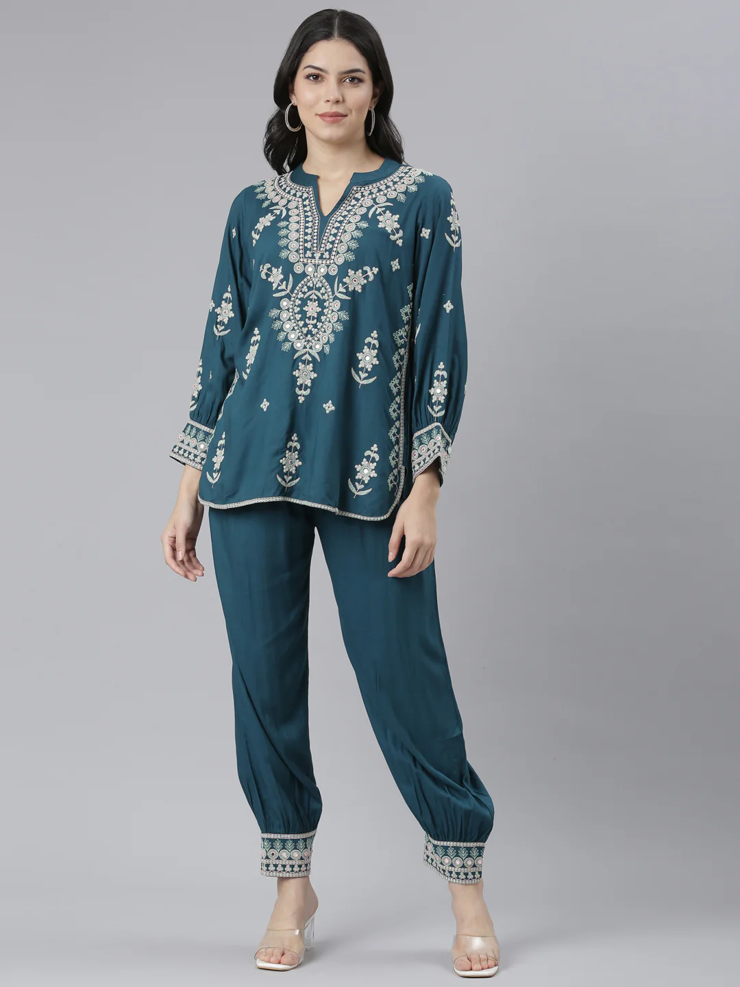 Neerus Green Regular Straight Floral Kurta And Salwar - Image 5