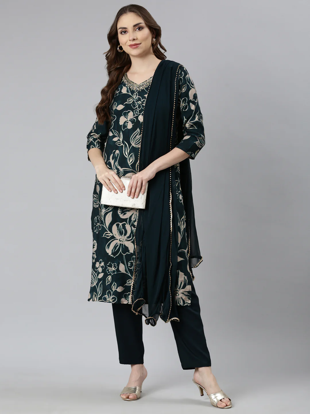 Neerus Green Regular Straight Floral Kurta And  Trousers With Dupatta - Image 5