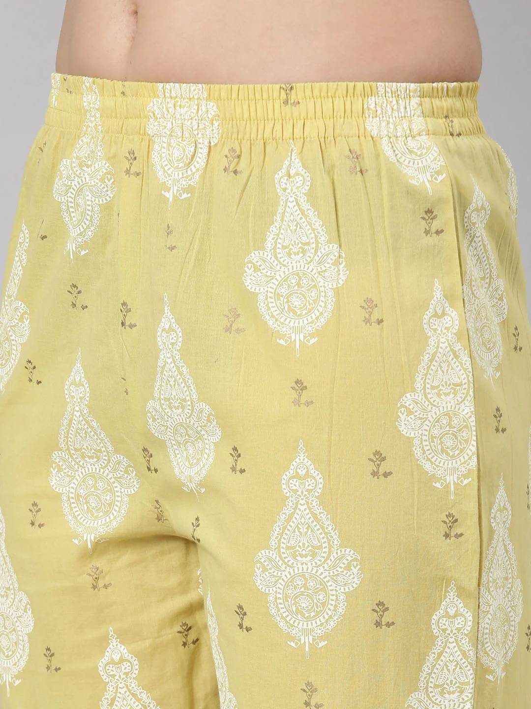 Neerus Green Regular Straight Floral Kurta And  Trousers With Dupatta - Image 6
