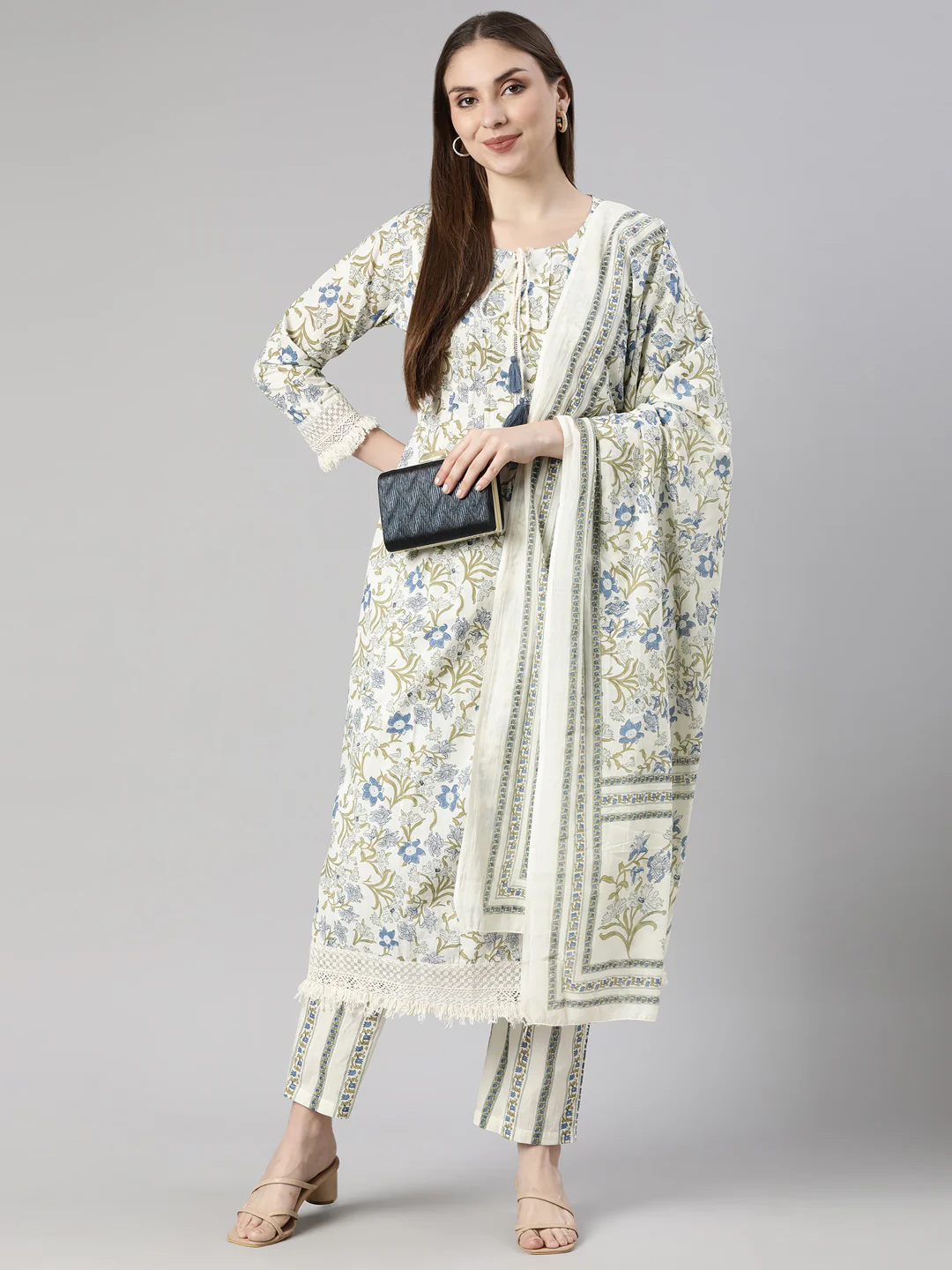 Neerus Green Regular Straight Floral Kurta And Trousers With Dupatta - Image 4