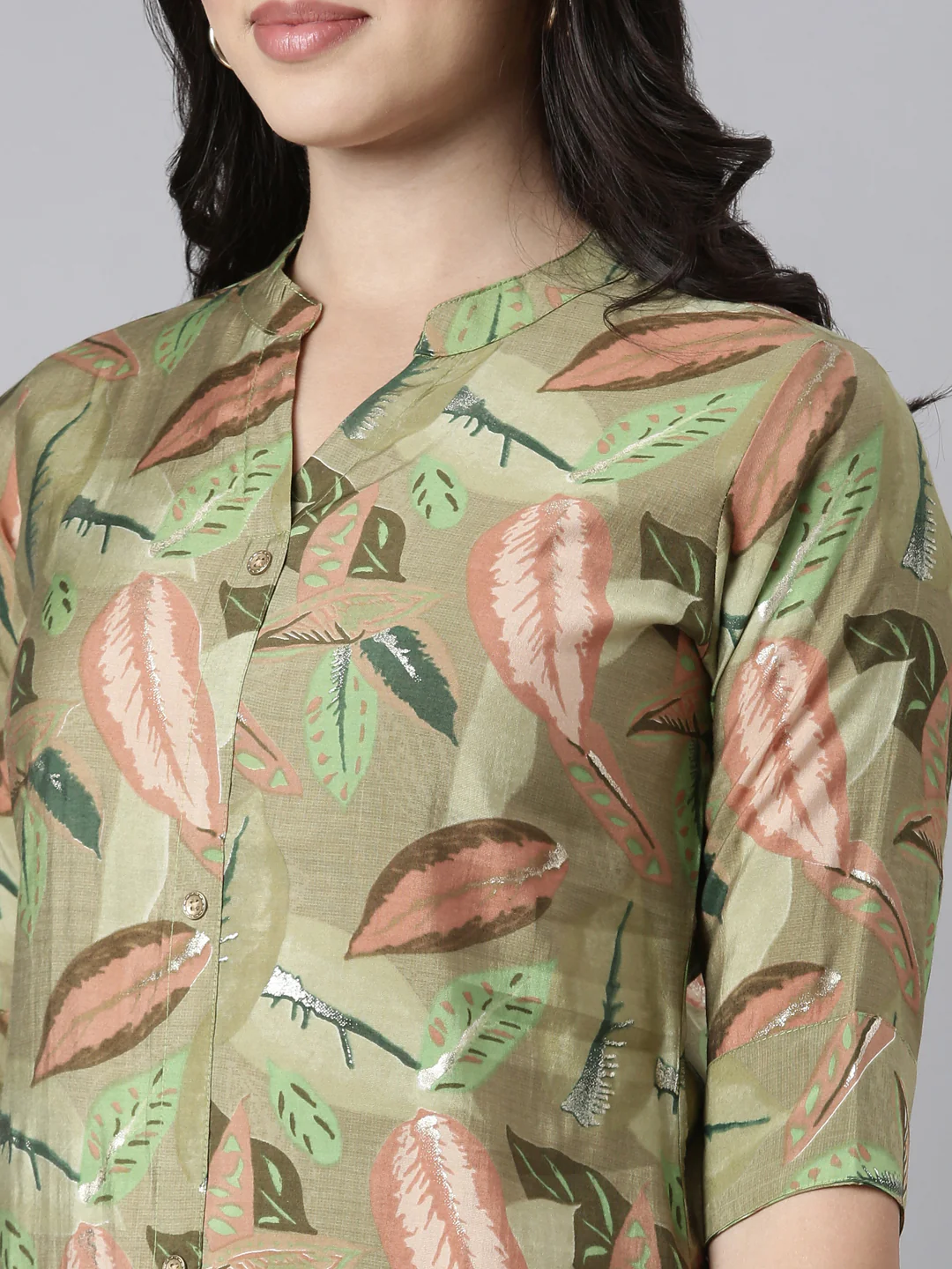 Neerus Green Straight Casual Solid Straight Kurta - Image 4