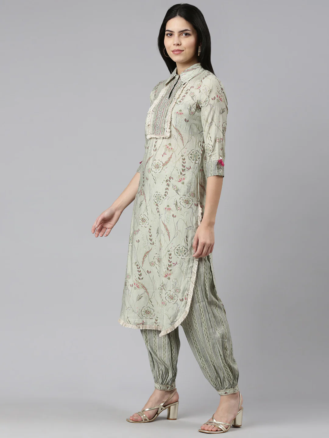 Neerus Green Regular Straight Printed Kurta And Salwar With Dupatta - Image 2