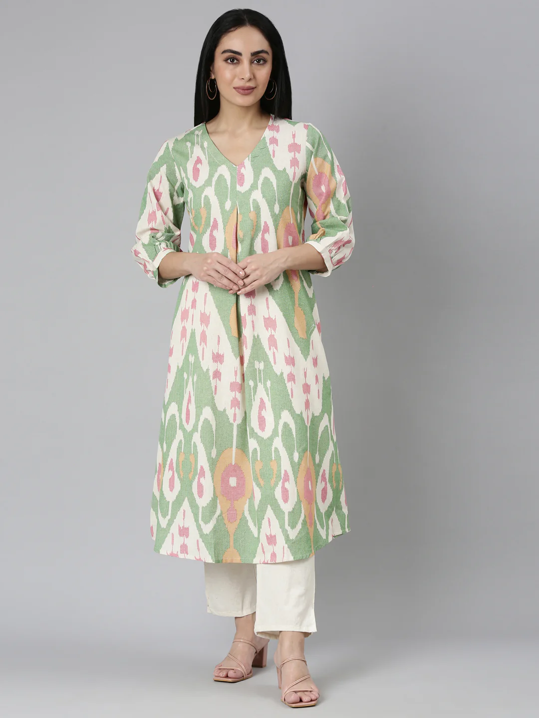 Neerus Green Regular Straight Printed Kurta and Trousers