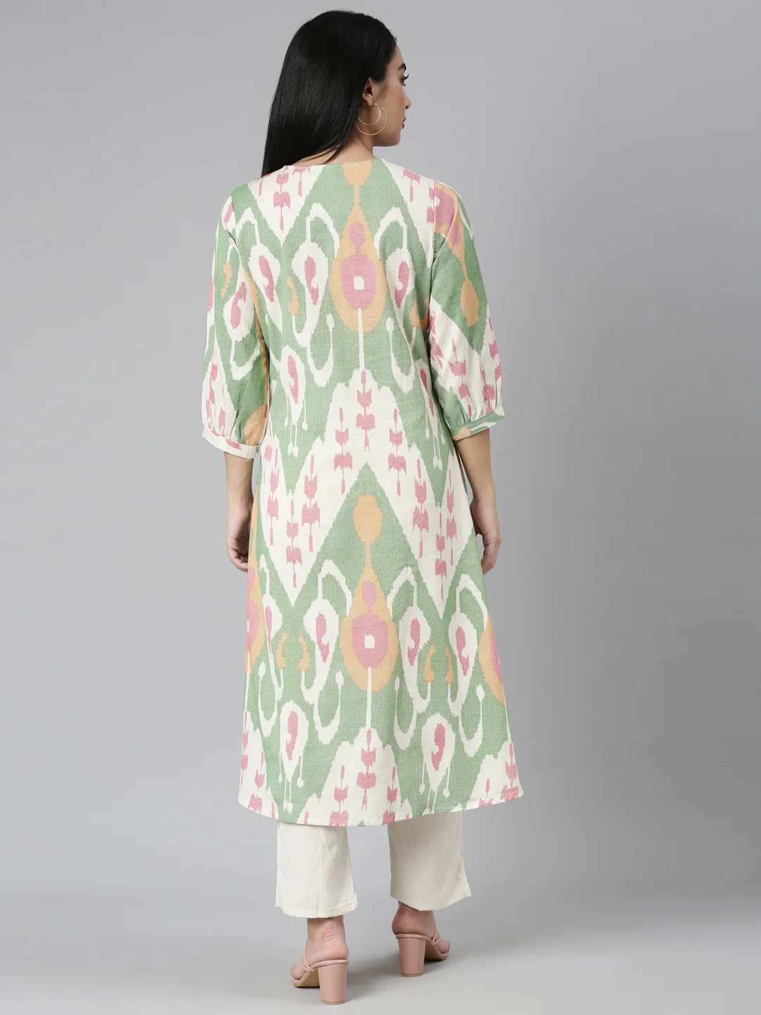 Neerus Green Regular Straight Printed Kurta and Trousers - Image 3