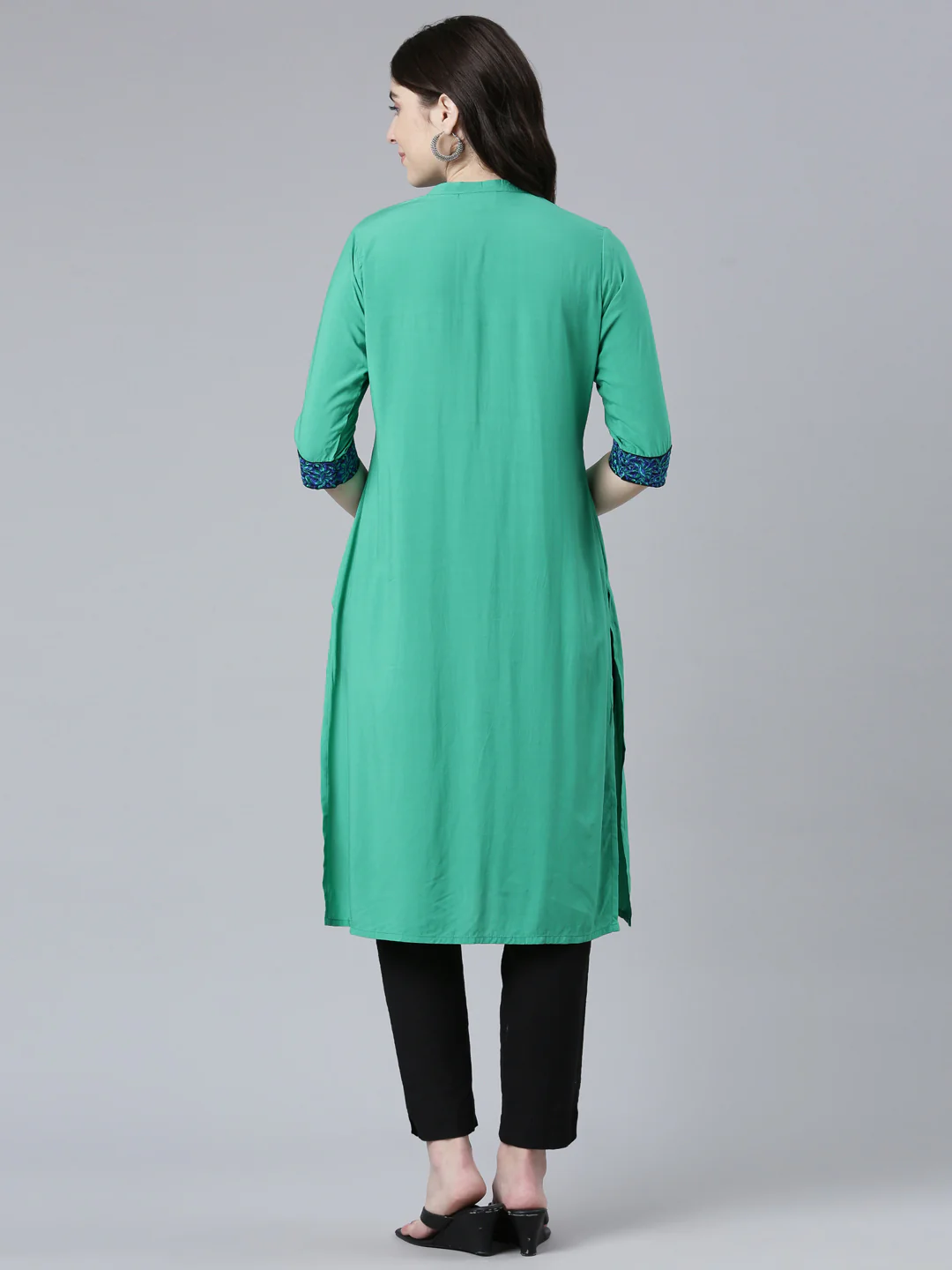 Neerus Green Regular Straight Solid Kurta - Image 3