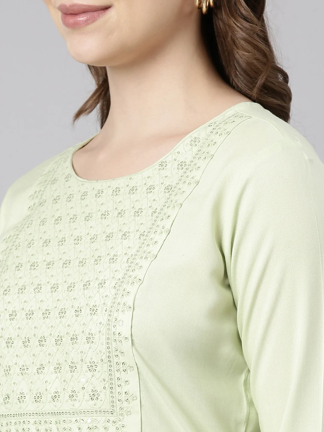 Neerus Green Regular Straight Solid Kurta - Image 4