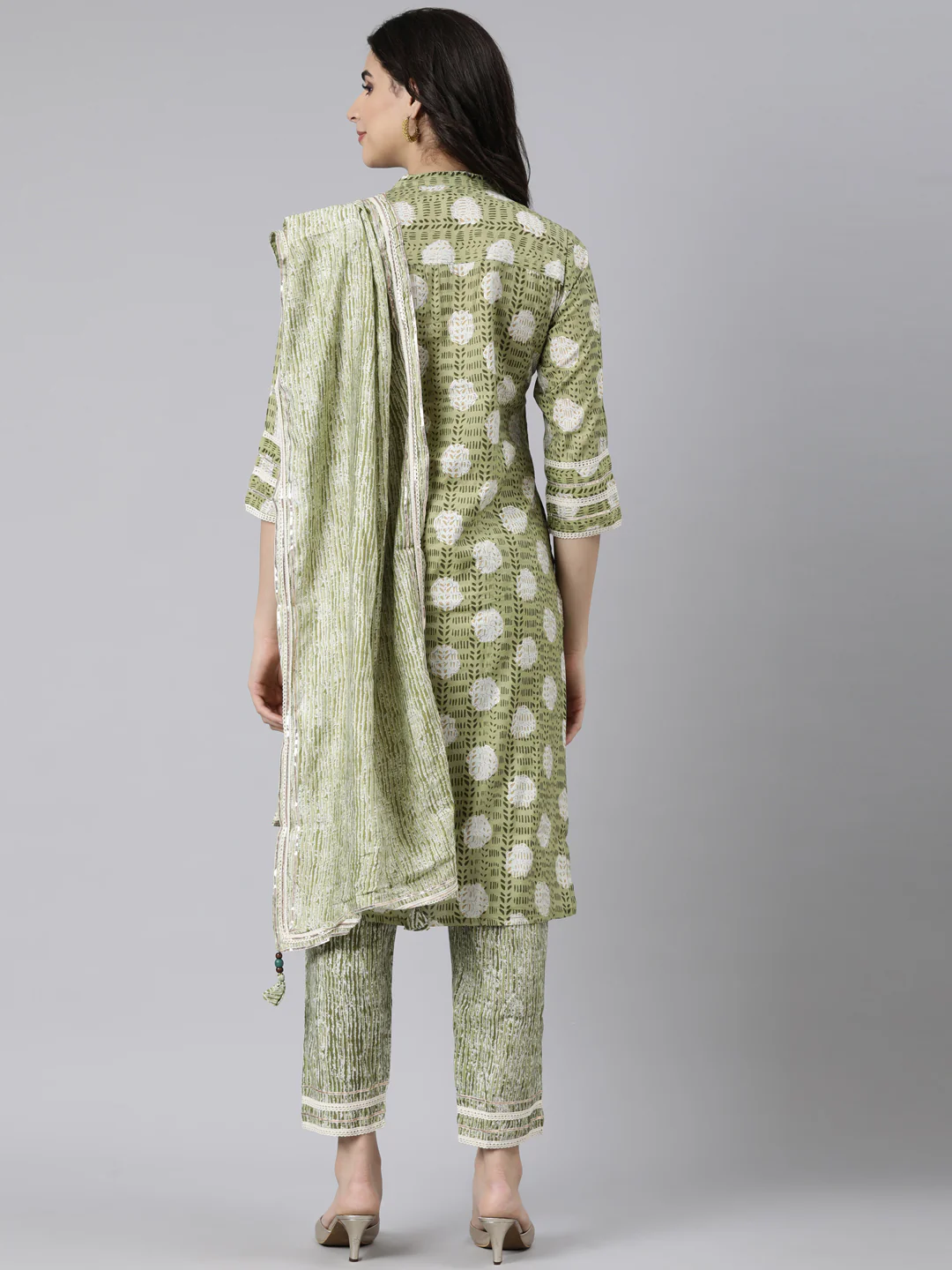 Neerus Green Regular Straight Woven Design Kurta And  Trousers With Dupatta - Image 3