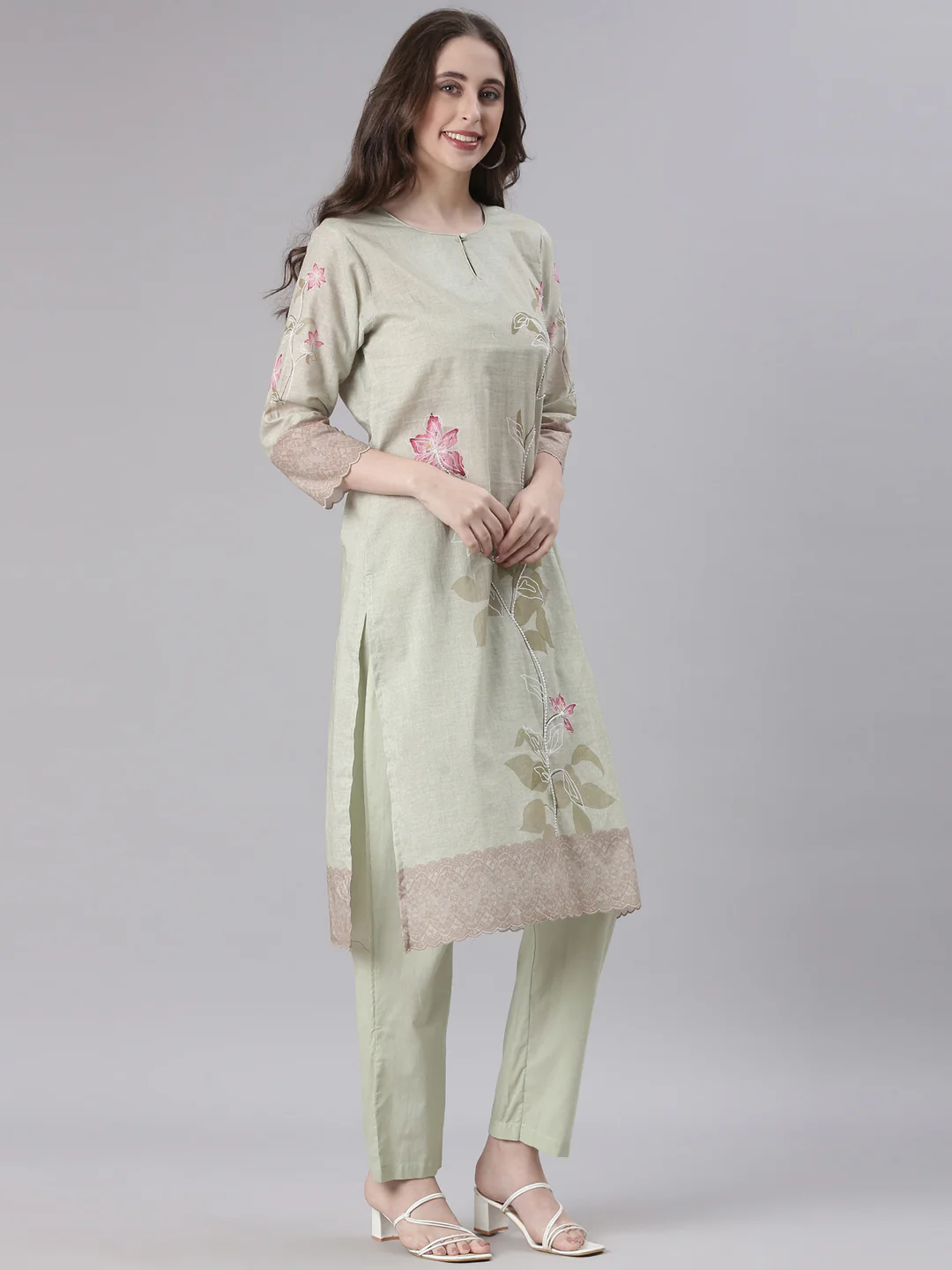 Neerus Green Solid Straight Kurta and Trousers With Dupatta - Image 2