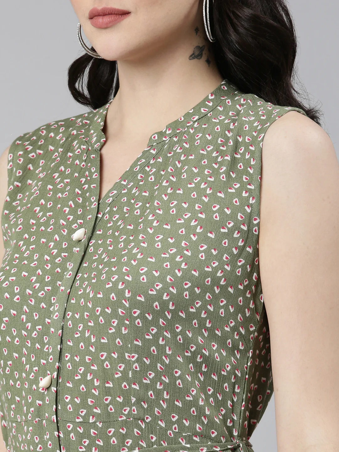 Neerus Green Straight Casual Printed Dress - Image 4