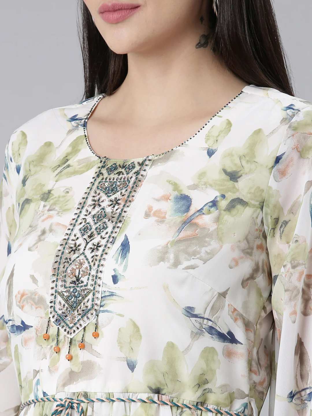 Neerus Green Straight Casual Printed Dress - Image 4