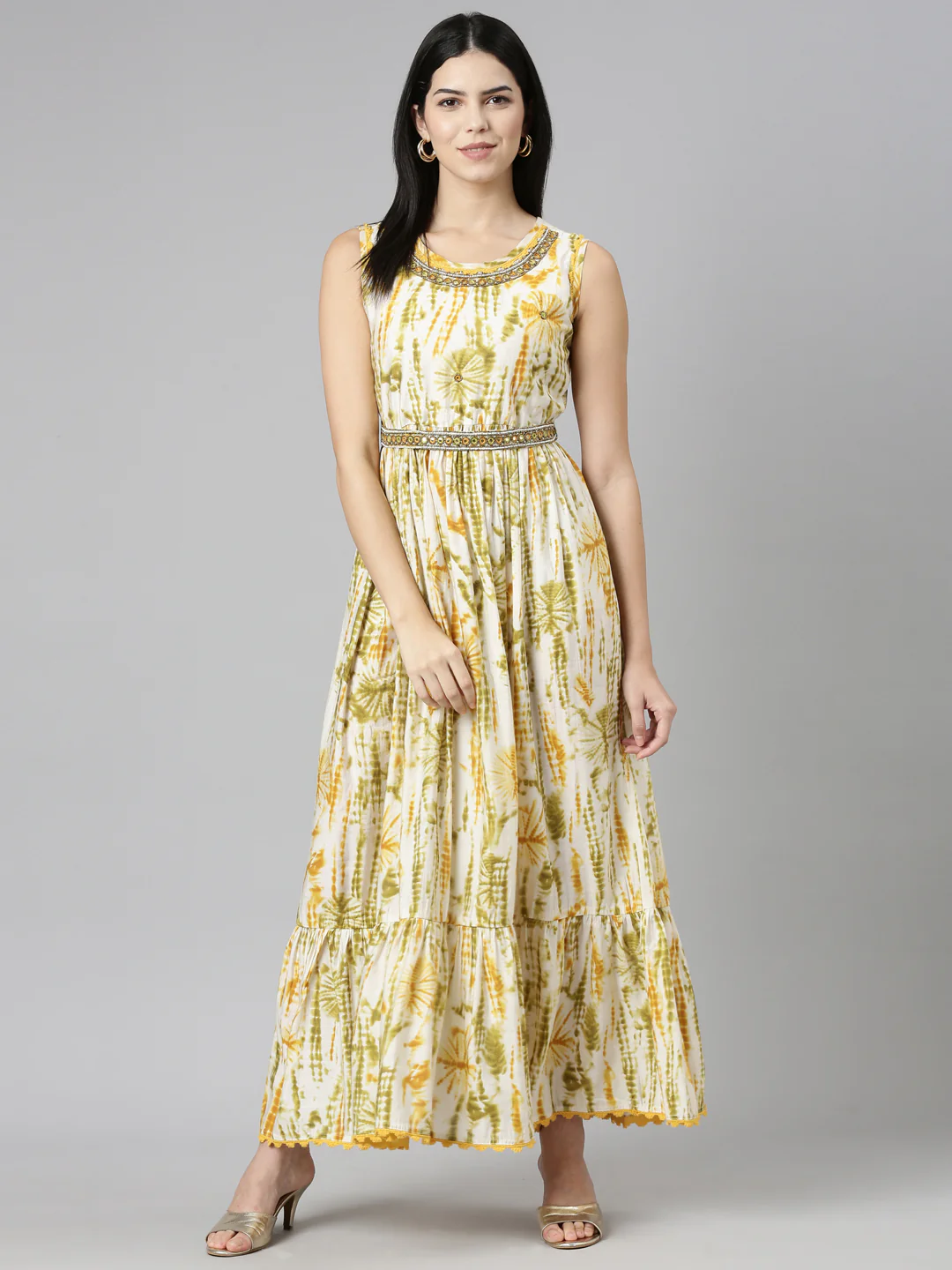 Neerus Green Straight Casual Printed Gown - Image 5