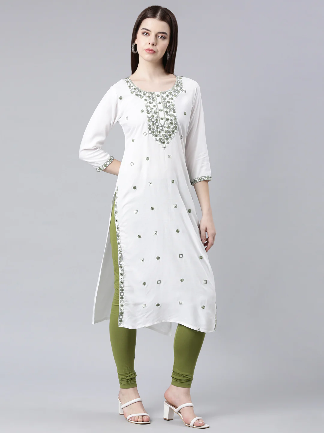 Neerus Green Straight Casual Solid Straight Kurta - Image 2