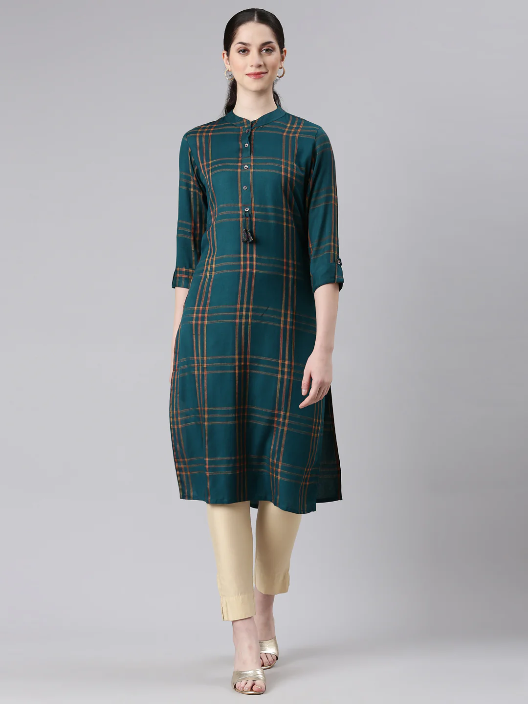 Neerus Green Straight Casual Striped Panelled Kurta