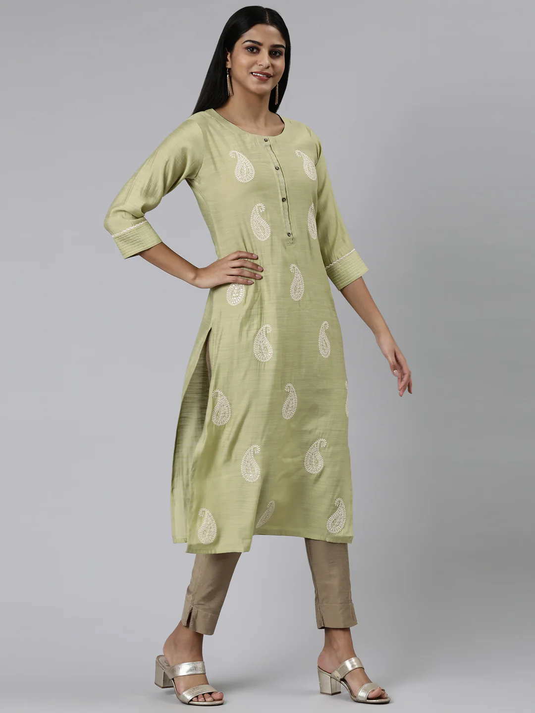Neerus Green Straight Embroidered Cotton Kurta - Image 2