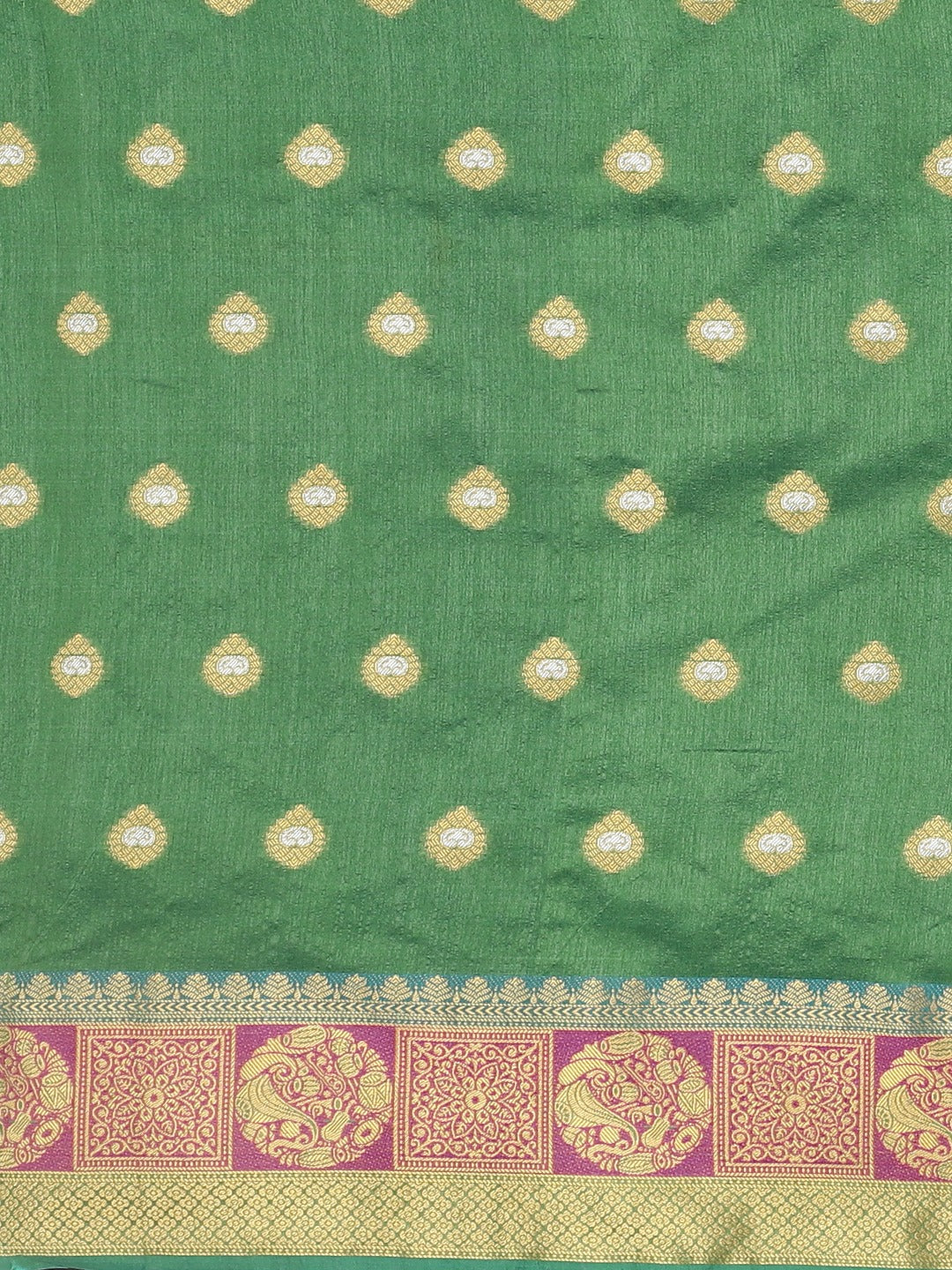 Neerus Green Textured Saree With Blouse - Image 3