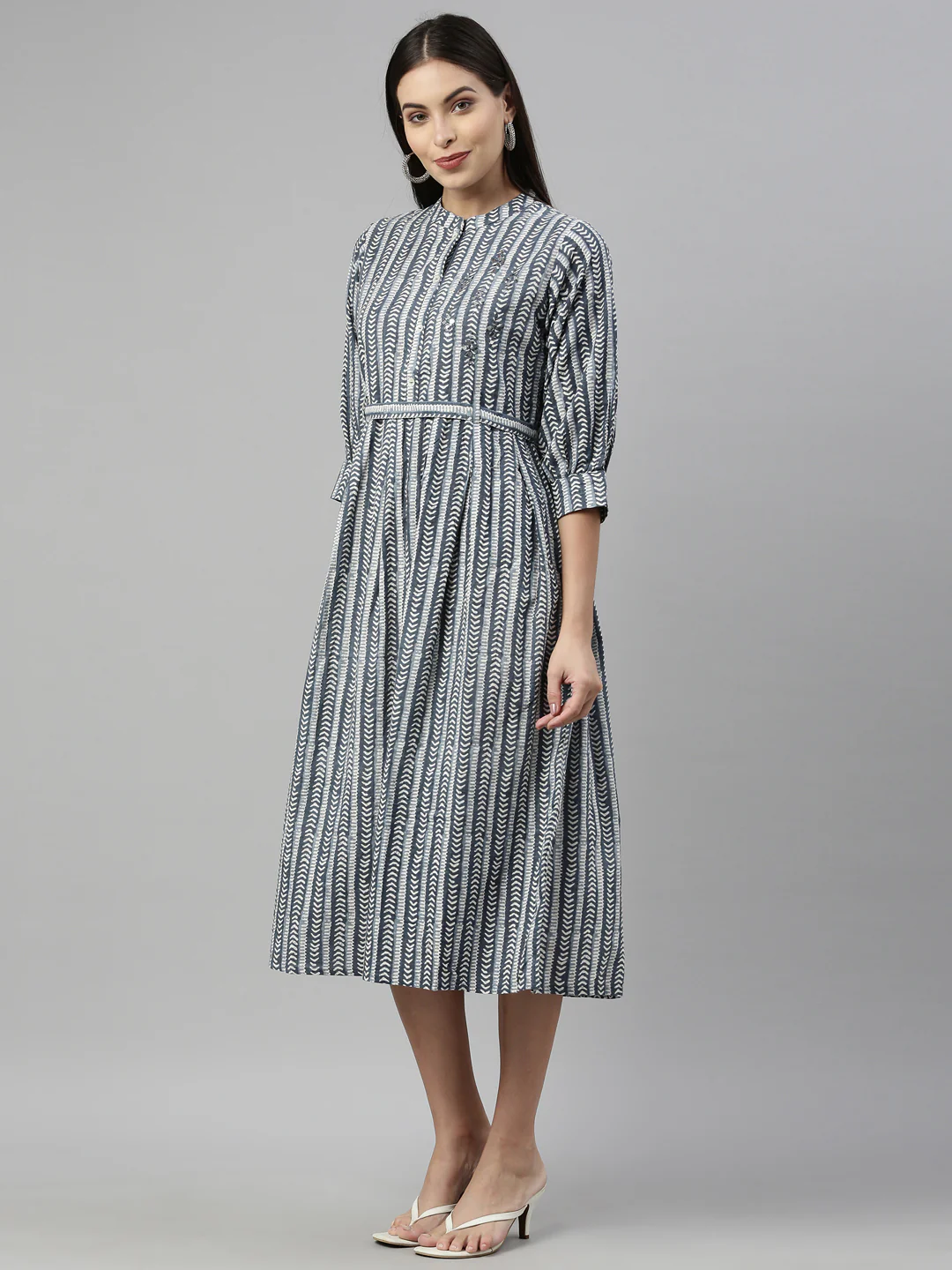Neerus Grey Color Flex Fabric Kurta - Image 3