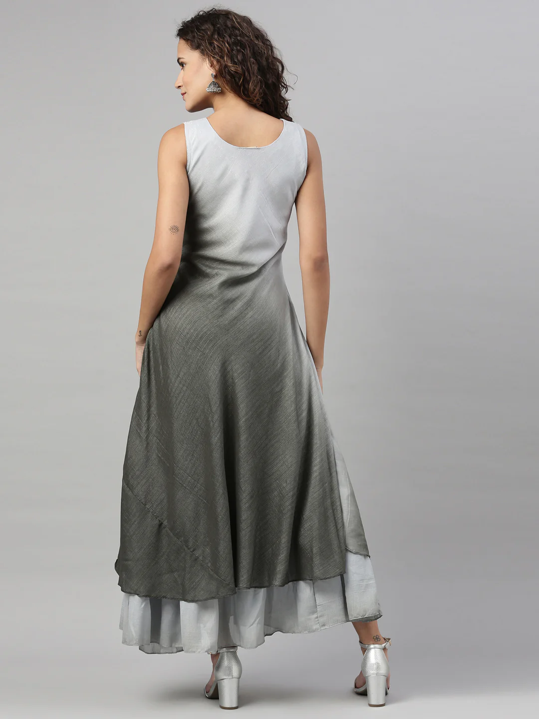 Neerus Grey Color Silk Fabric Kurta - Image 2