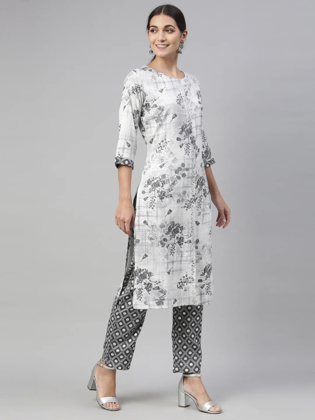 Neerus Grey Color Slub Rayon Fabric Kurta Set - Image 6