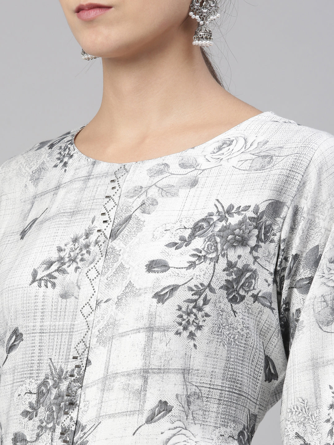 Neerus Grey Color Slub Rayon Fabric Kurta Set - Image 9