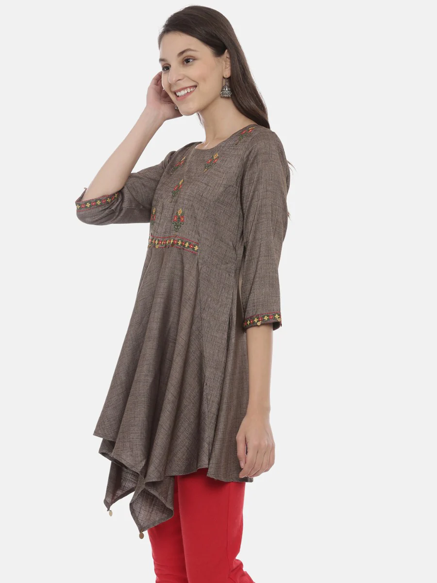 Neerus Grey Embroidered High Low Kurta - Image 3