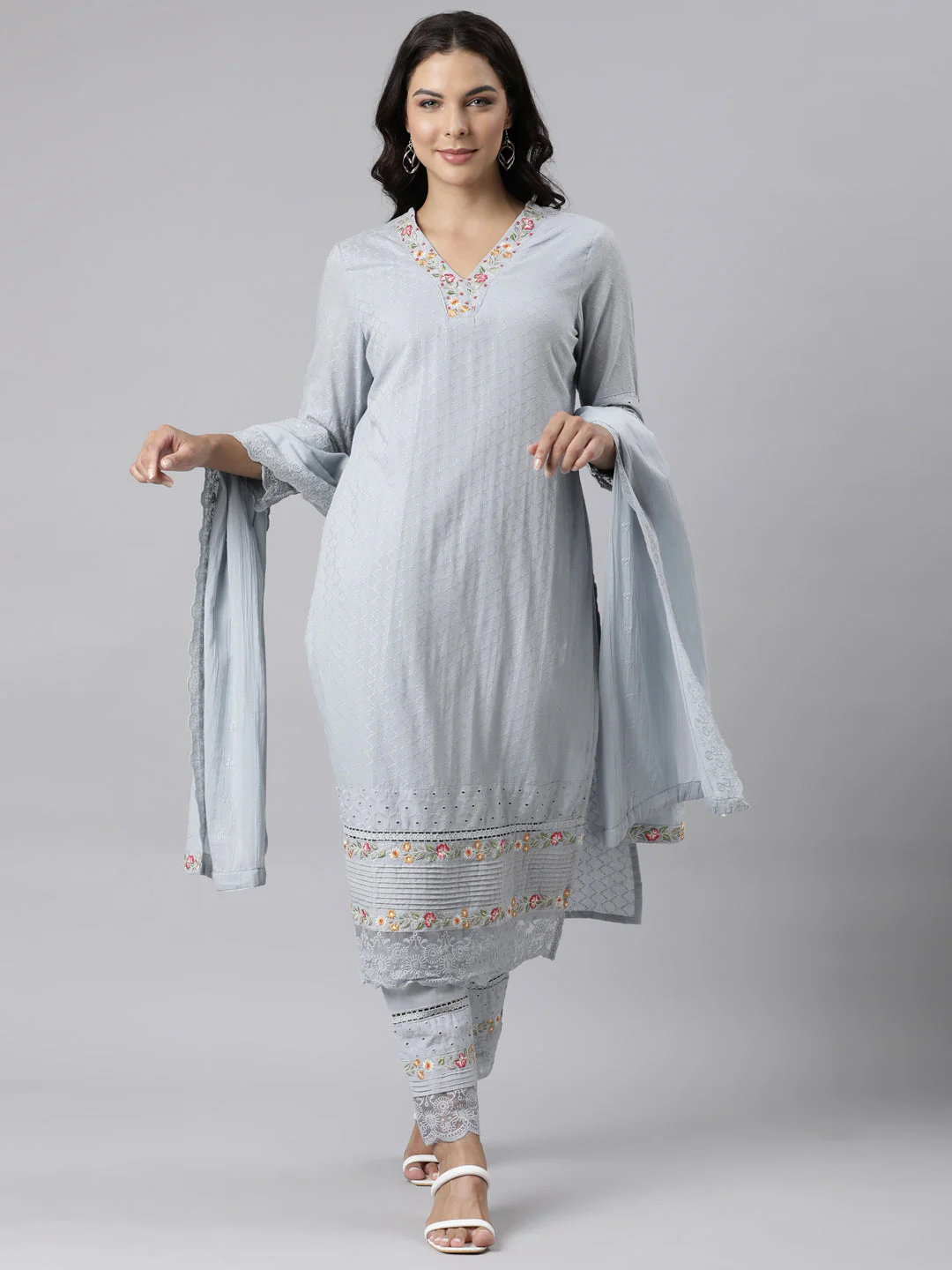 Neerus Grey Panelled Scalloped Yoke Design Kurta And Trousers With Dupatta - Image 6